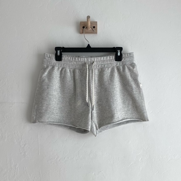 Vuori Pants - Vuori lounge shorts